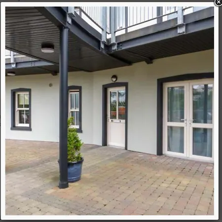 Riverside Apartment Ardara